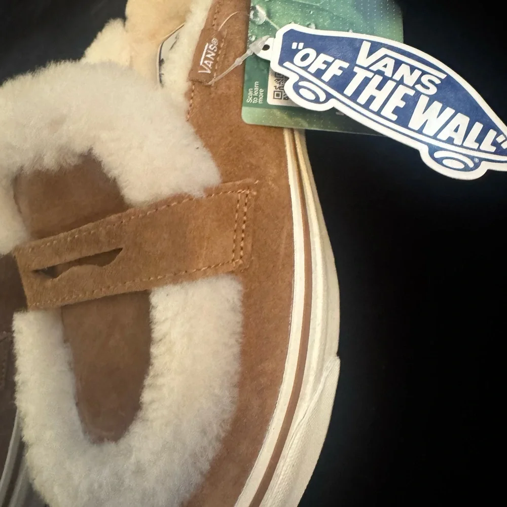 Vans Brown and Cream Slippers with Sherpa Lining